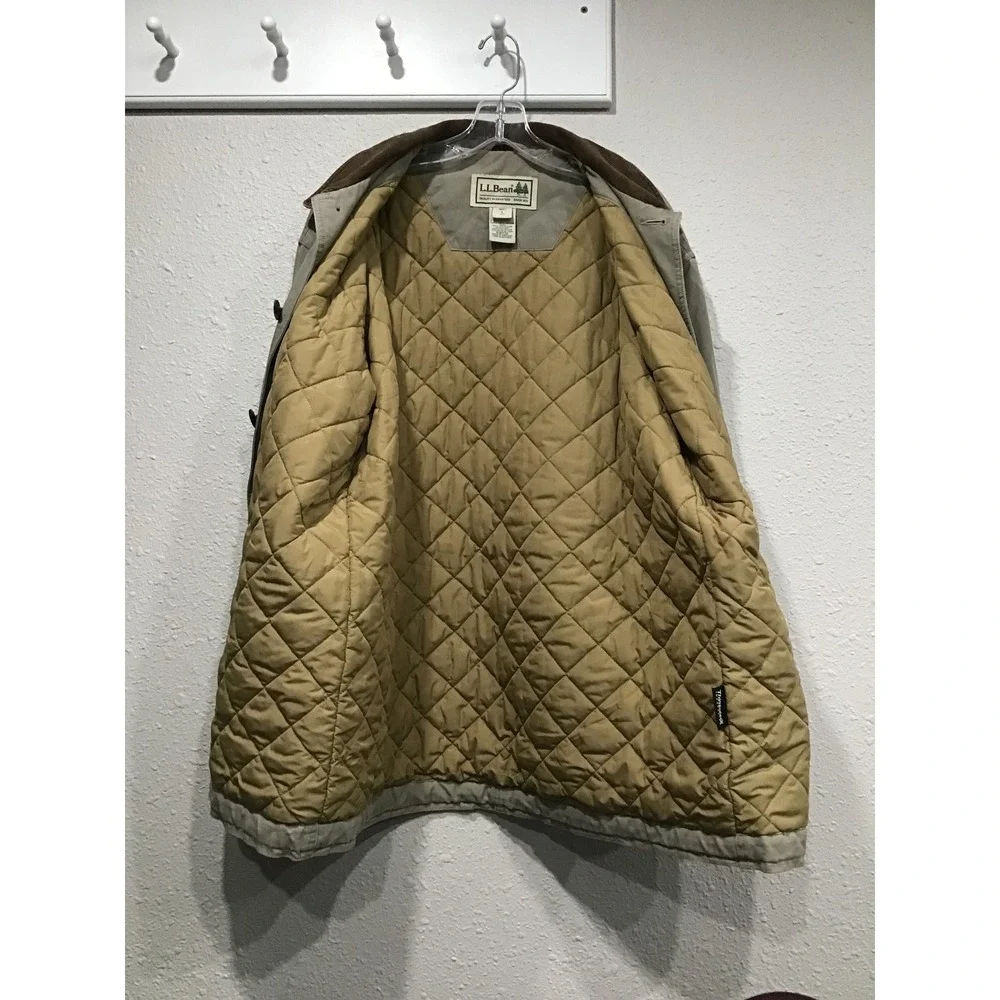 VTG L.L. Bean Green Chore Coat Men's L Quilted Lined Corduroy Collar Barn Jacket